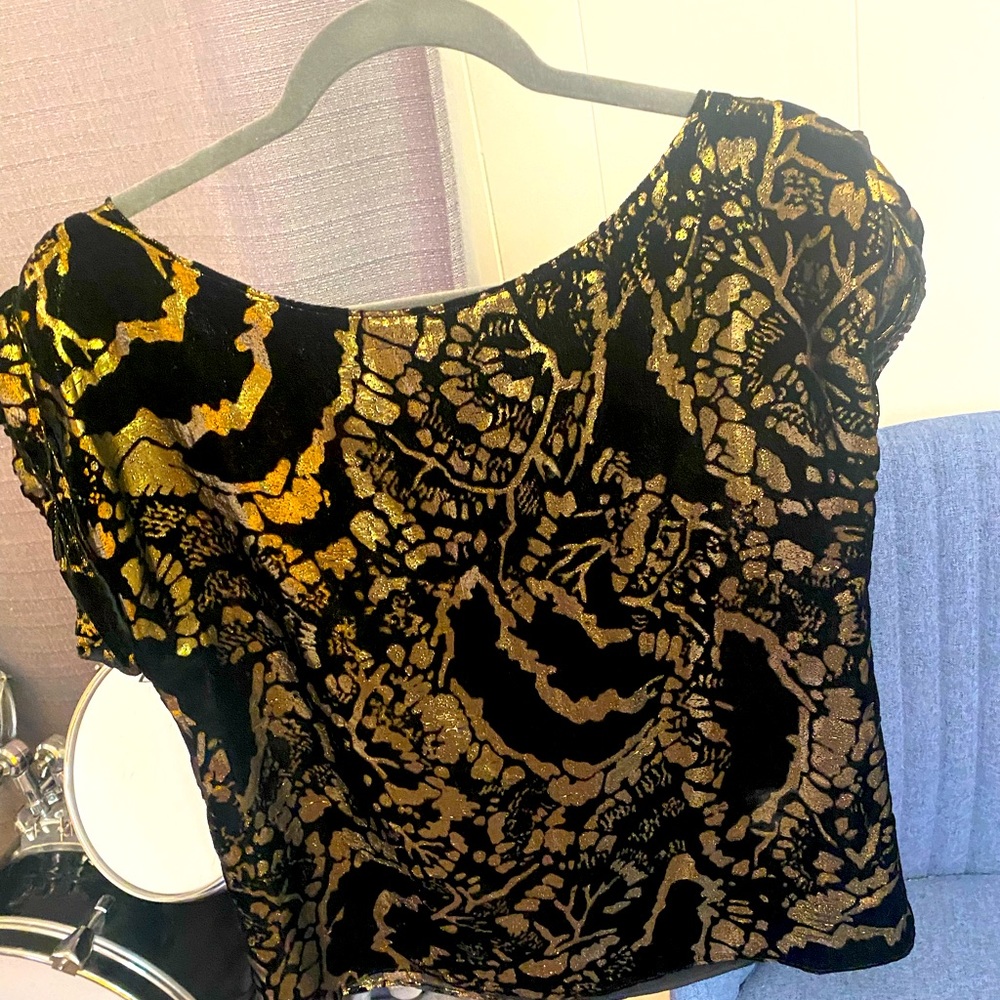 Alice + Olivia top gold and black
